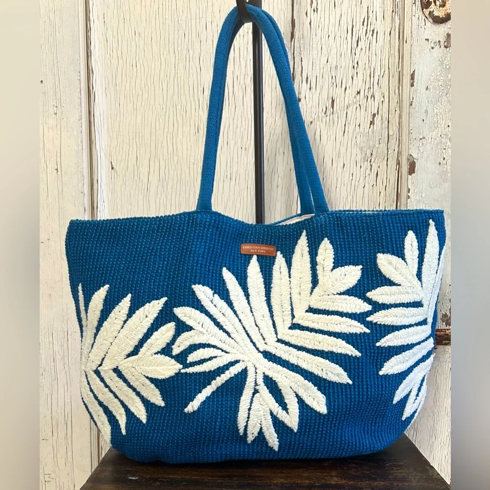 ☀️☀️Christian Siriano‎ Blue and White Tropical Tote-NWT☀️☀️
